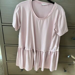 Entro s/s dusty pink long waist tunic. M. NWOT. Great condition.